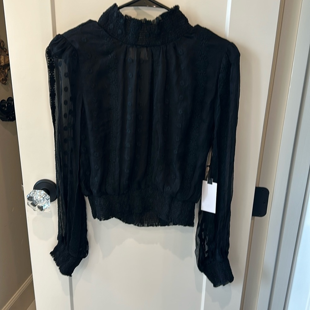 ASTR THE LABEL BLACK BLOUSE